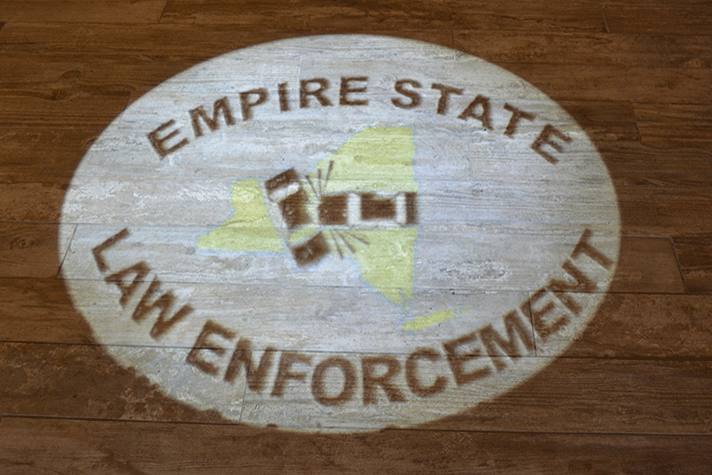 ESLETS-floor-sign