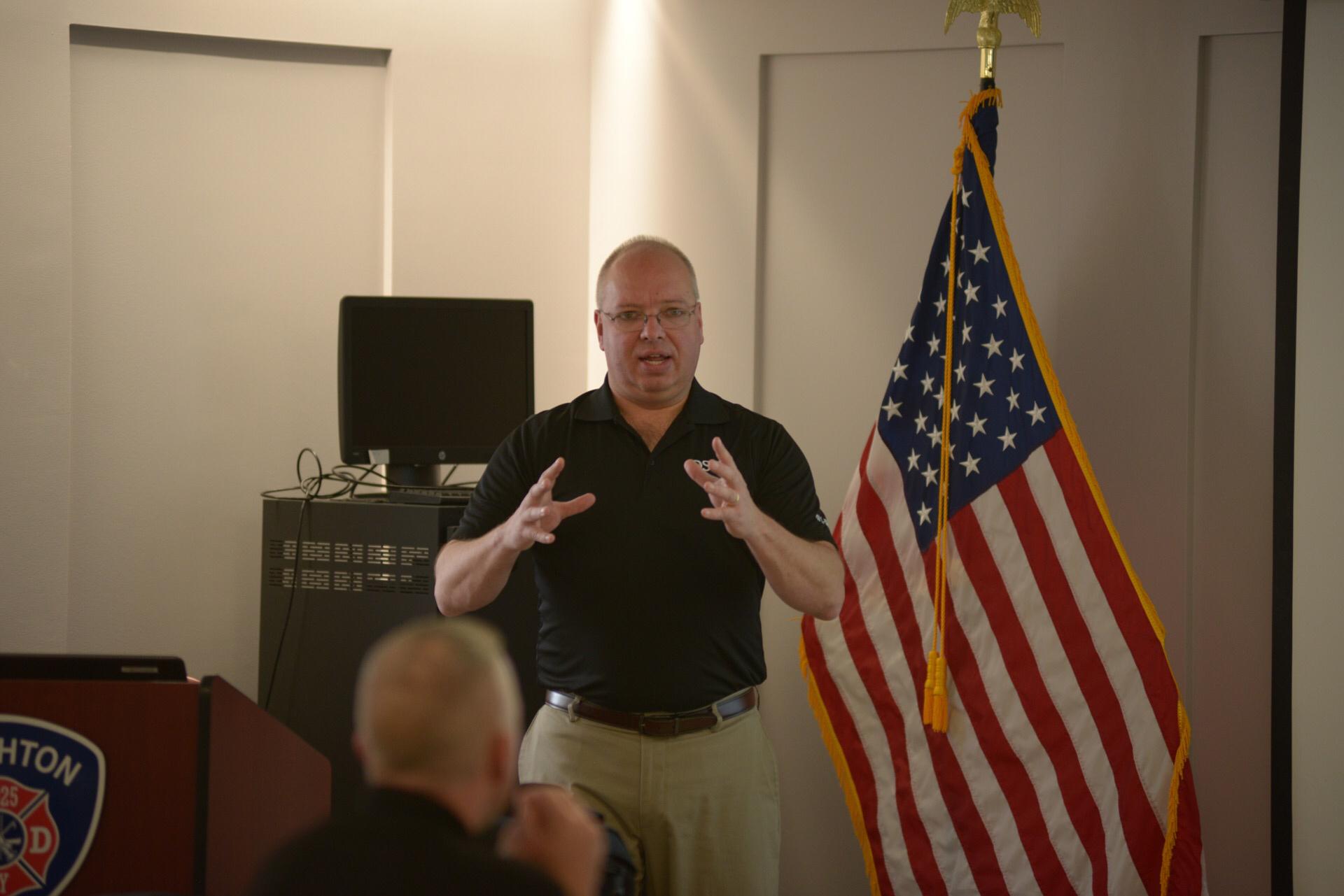 Andy teaching photo training at Brighton PD