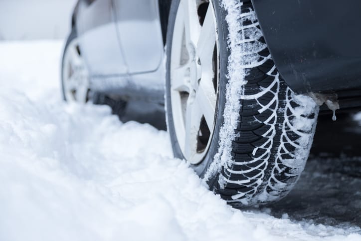 winter driving preparedness, car in snow